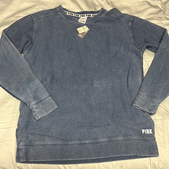 Victoria’s Secret PINK long sleeve - Picture 1 of 3